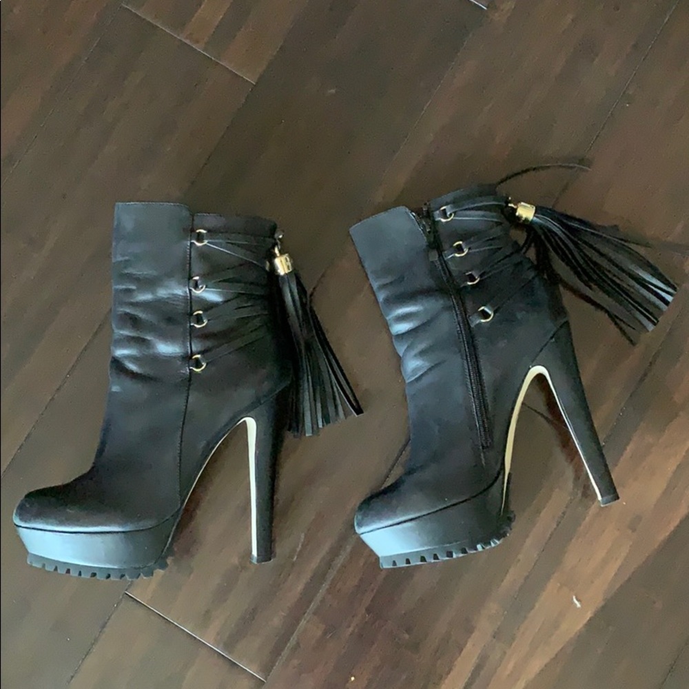 BEBE Platform Leather Ankle Boots US 8